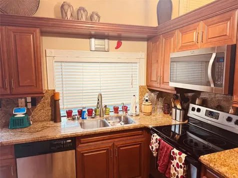 3771 NW 73rd Way Coral Springs FL 33065