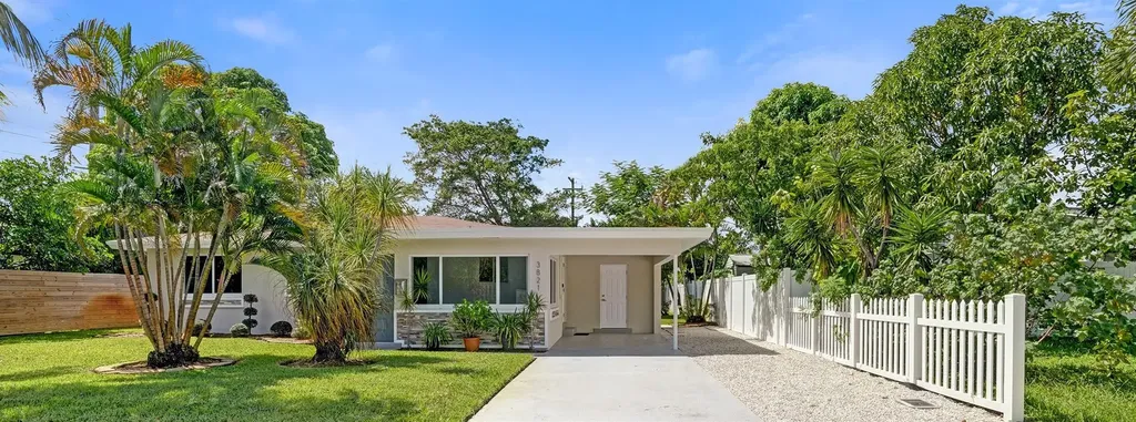 3821 NW 3rd Avenue Oakland Park FL 33309