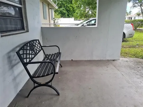 6141 Garfield Hollywood FL 33024
