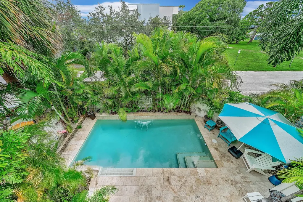 1251 NE 32nd Street Oakland Park FL 33334