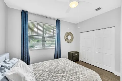 1251 NE 32nd Street Oakland Park FL 33334