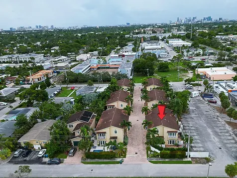 1251 NE 32nd Street Oakland Park FL 33334