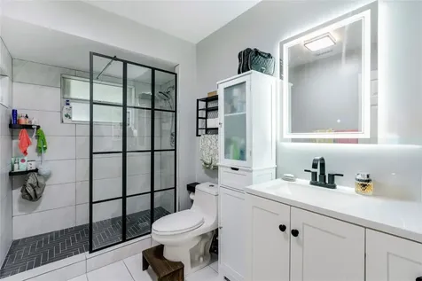 2690 SE 7th Place Homestead FL 33033