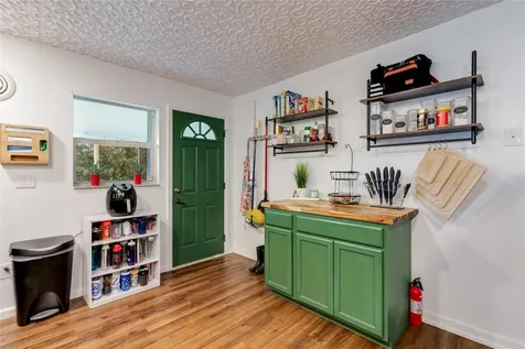 2690 SE 7th Place Homestead FL 33033