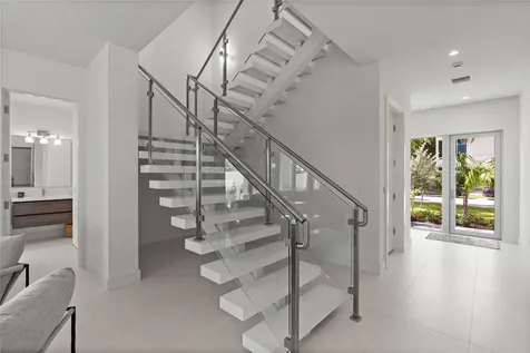 221 Shore Court Lauderdale By The Sea FL 33308