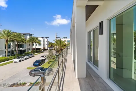 221 Shore Court Lauderdale By The Sea FL 33308