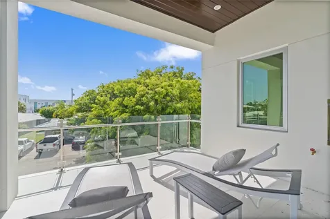 221 Shore Court Lauderdale By The Sea FL 33308