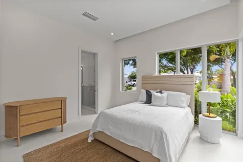 221 Shore Court Lauderdale By The Sea FL 33308