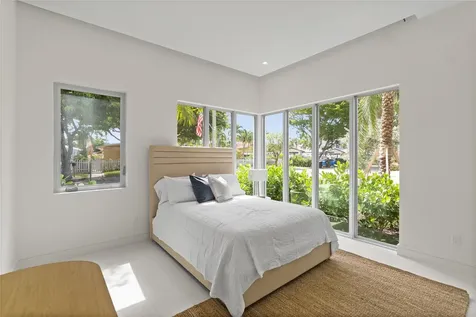 221 Shore Court Lauderdale By The Sea FL 33308