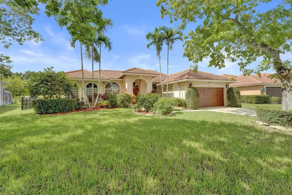 4869 Kensington Circle Coral Springs FL 33076