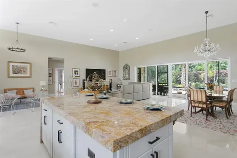 2701 NE 2nd Avenue Wilton Manors FL 33334