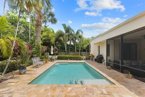 2701 NE 2nd Avenue Wilton Manors FL 33334
