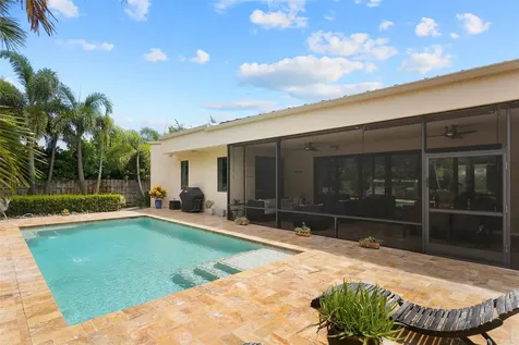 2701 NE 2nd Avenue Wilton Manors FL 33334
