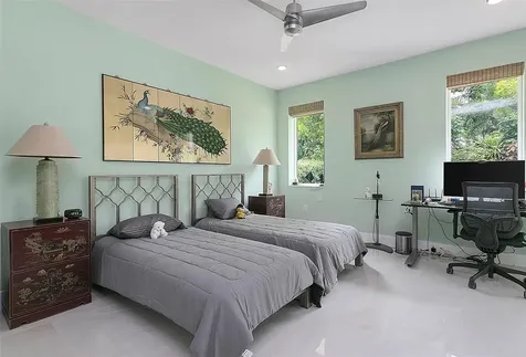 2701 NE 2nd Avenue Wilton Manors FL 33334