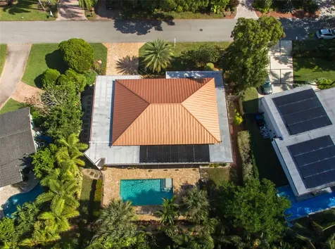 2701 NE 2nd Avenue Wilton Manors FL 33334