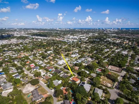 2701 NE 2nd Avenue Wilton Manors FL 33334