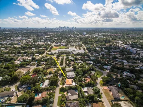 2701 NE 2nd Avenue Wilton Manors FL 33334