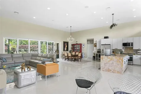 2701 NE 2nd Avenue Wilton Manors FL 33334