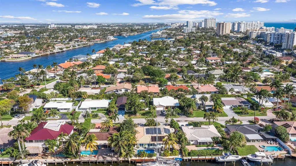 3250 Spanish River Drive Pompano Beach FL 33062