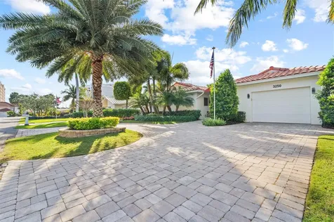 3250 Spanish River Drive Pompano Beach FL 33062