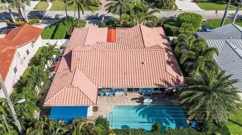 3250 Spanish River Drive Pompano Beach FL 33062