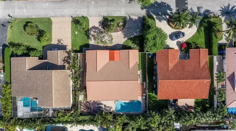 3250 Spanish River Drive Pompano Beach FL 33062