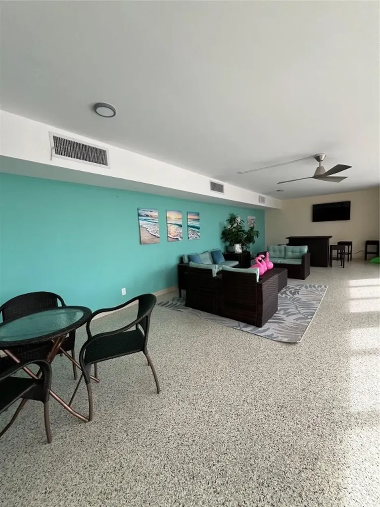 1200 Hibiscus Avenue Pompano Beach FL 33062