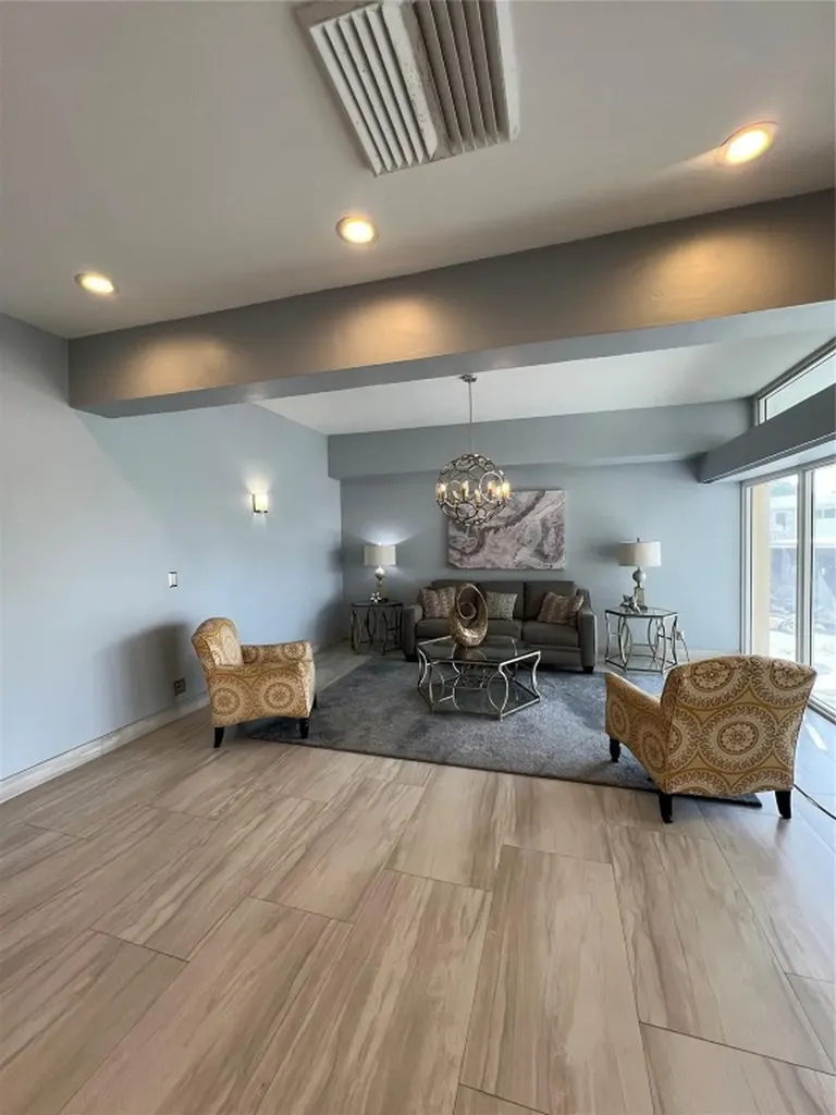 1200 Hibiscus Avenue Pompano Beach FL 33062