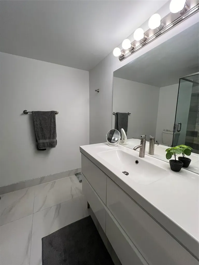 1200 Hibiscus Avenue Pompano Beach FL 33062