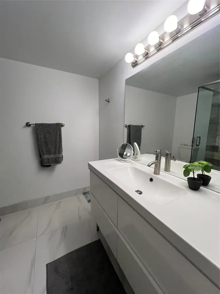 1200 Hibiscus Avenue Pompano Beach FL 33062