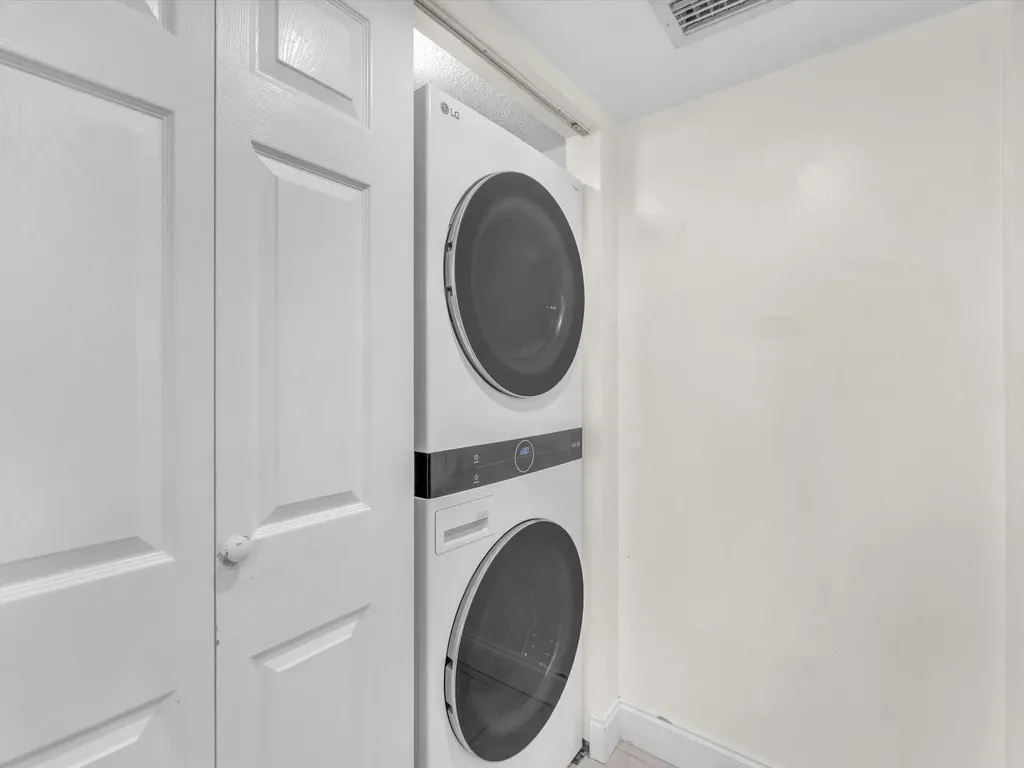 9022 W Atlantic Boulevard Coral Springs FL 33071