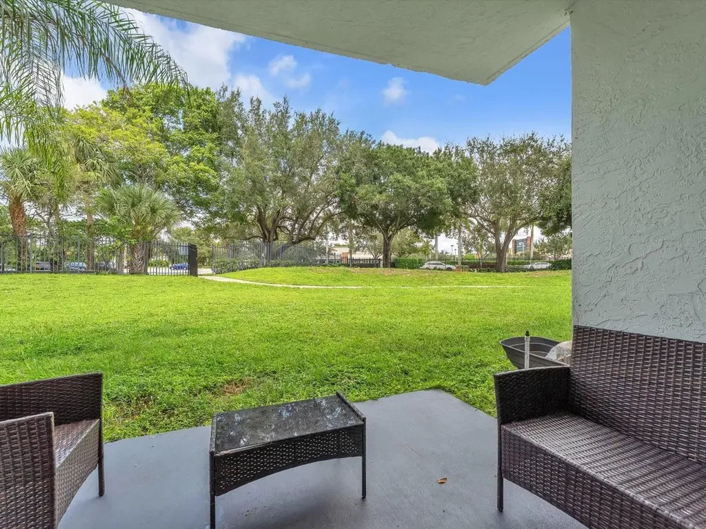 9022 W Atlantic Boulevard Coral Springs FL 33071
