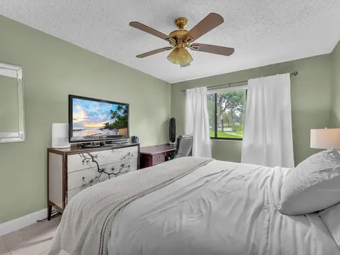 9022 W Atlantic Boulevard Coral Springs FL 33071