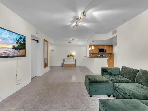 9022 W Atlantic Boulevard Coral Springs FL 33071
