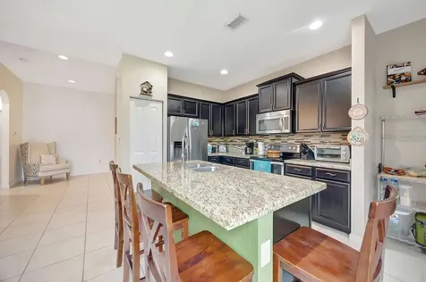 25123 SW 118th Place Cutler Bay FL 33032