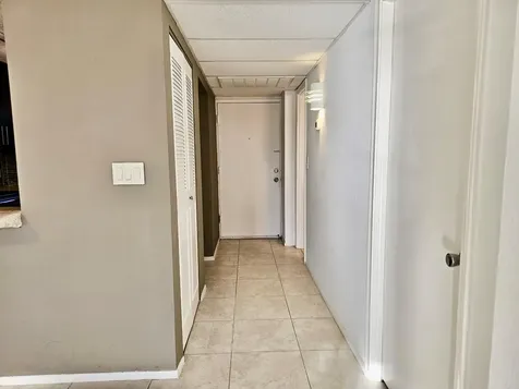 118 Royal Park Drive Oakland Park FL 33309