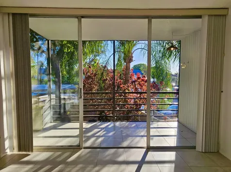 118 Royal Park Drive Oakland Park FL 33309