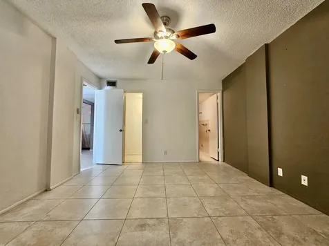 118 Royal Park Drive Oakland Park FL 33309