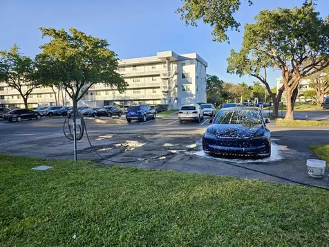 118 Royal Park Drive Oakland Park FL 33309