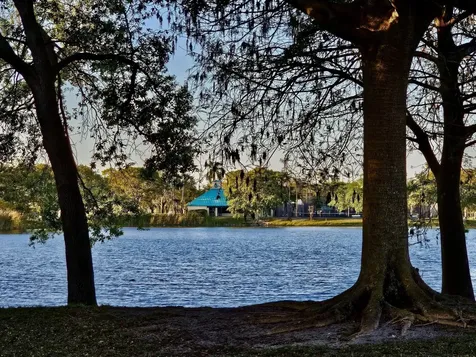118 Royal Park Drive Oakland Park FL 33309