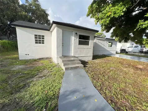 2340 NW 99th Terrace Miami FL 33147