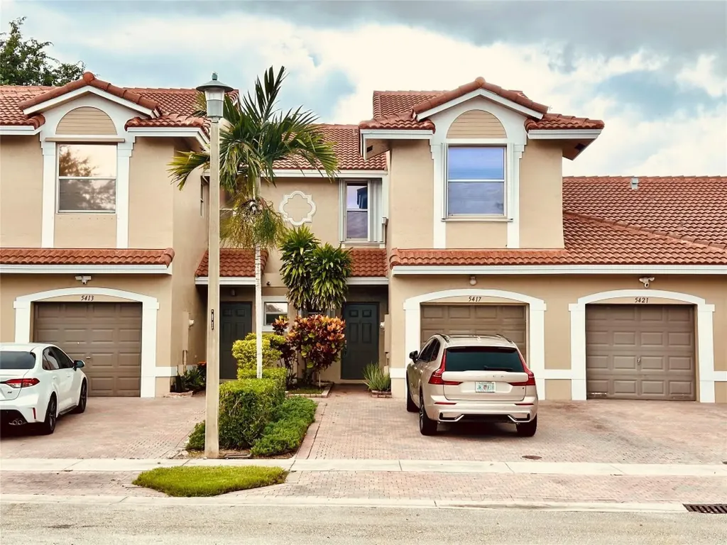 9049 NW 54th Street Sunrise FL 33351