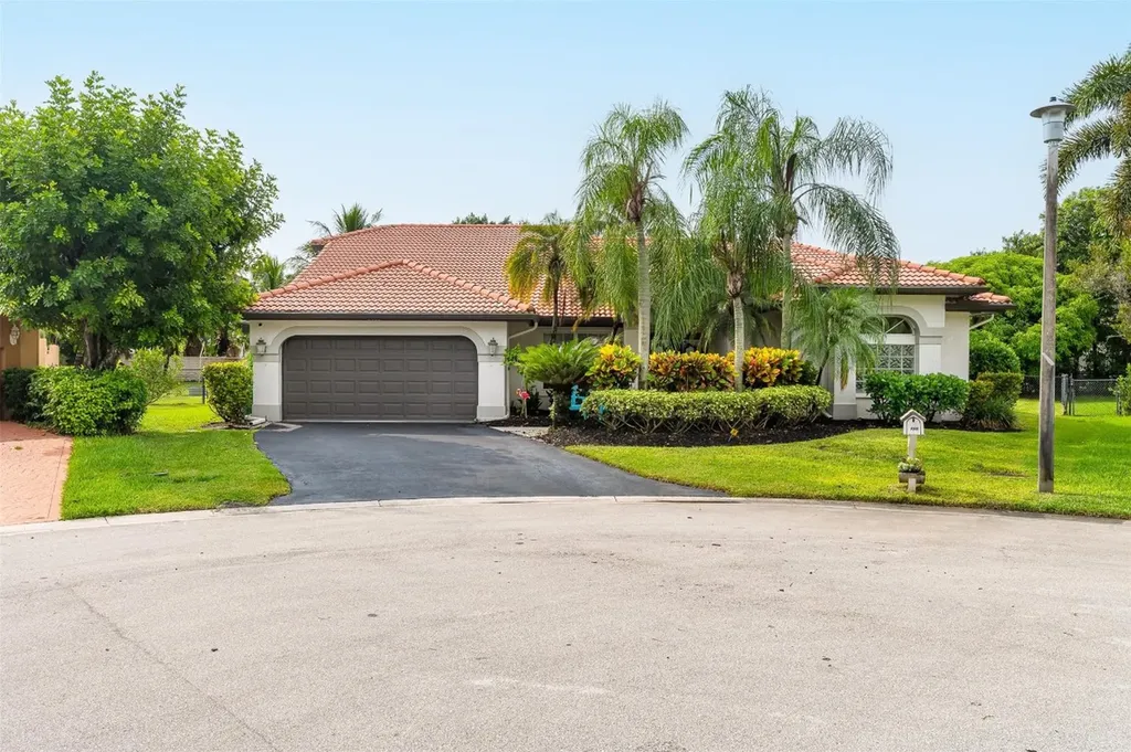 9500 NW 49th Court Coral Springs FL 33076
