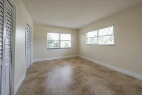 2555 NE 11th Street Fort Lauderdale FL 33304