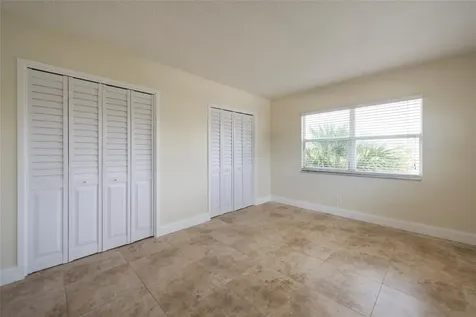 2555 NE 11th Street Fort Lauderdale FL 33304