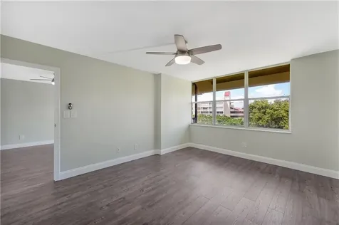 7080 Environ Boulevard Lauderhill FL 33319