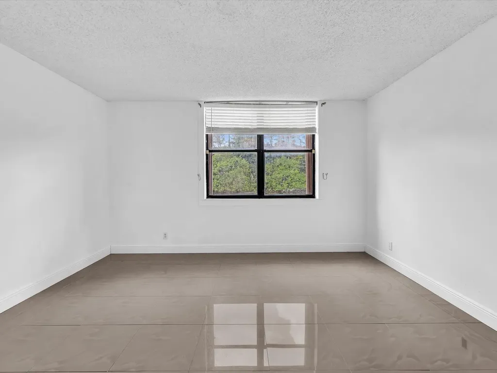 2659 N Carambola Circle Pompano Beach FL 33066