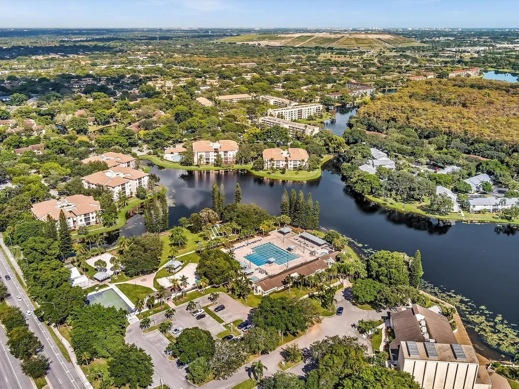 2659 N Carambola Circle Pompano Beach FL 33066