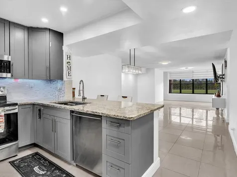 2659 N Carambola Circle Pompano Beach FL 33066