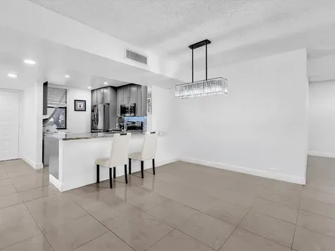 2659 N Carambola Circle Pompano Beach FL 33066